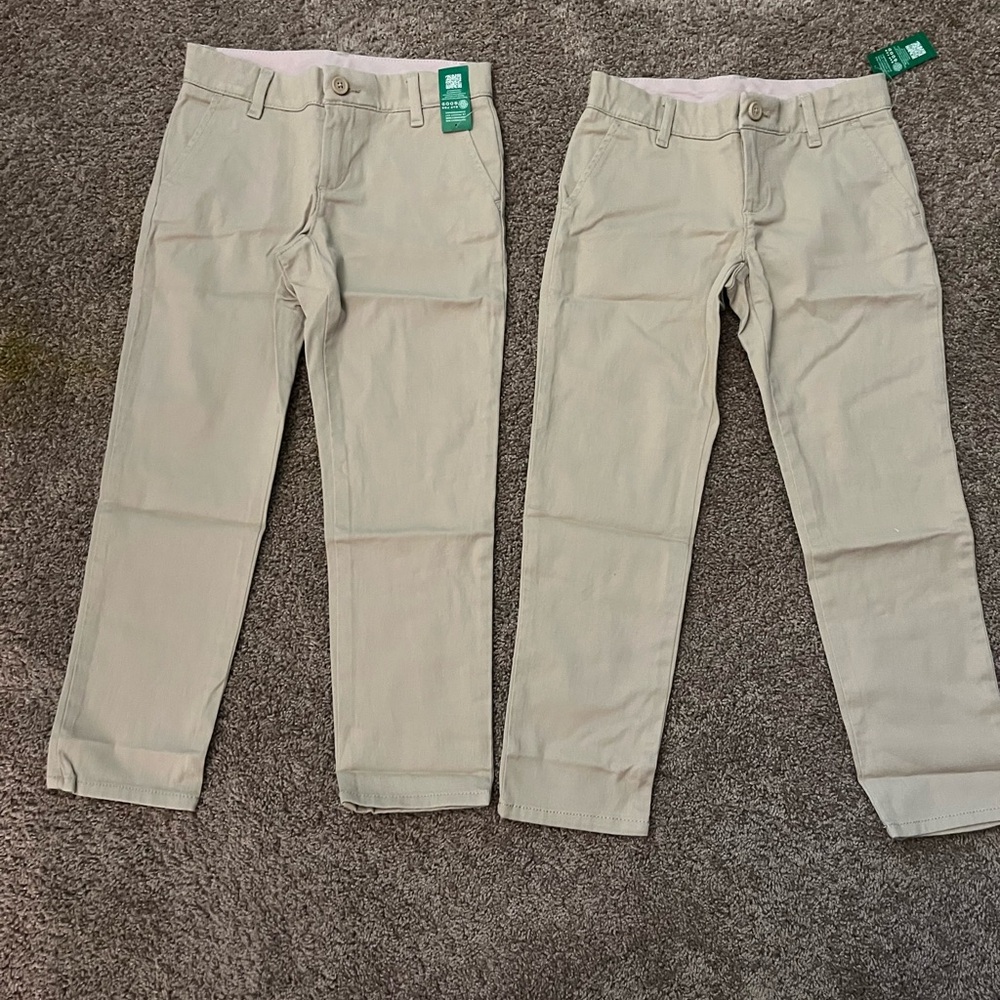 2 pairs size 6 kids Gap Khaki pants